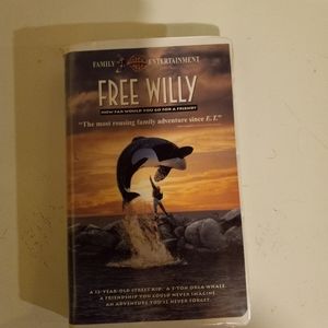 Free Willy VHS.